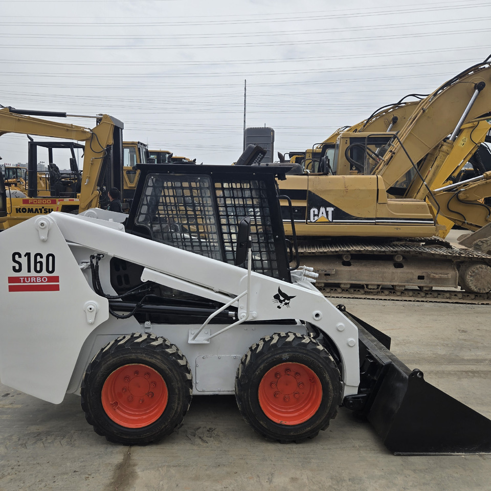 BOBCAT S160 - Φορτωτής πλάγιας ολίσθησης: φωτογραφία 3 BOBCAT S160 - Φορτωτής πλάγιας ολίσθησης: φωτογραφία 3