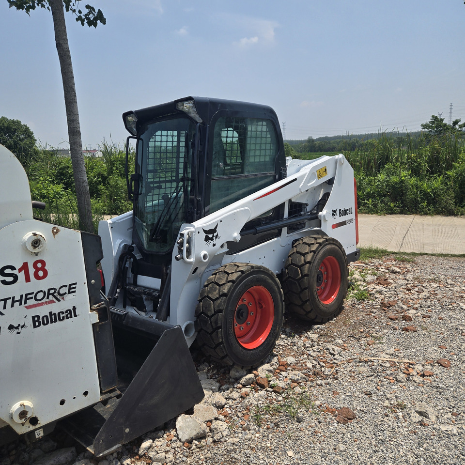 BOBCAT S550 - Φορτωτής πλάγιας ολίσθησης: φωτογραφία 4 BOBCAT S550 - Φορτωτής πλάγιας ολίσθησης: φωτογραφία 4