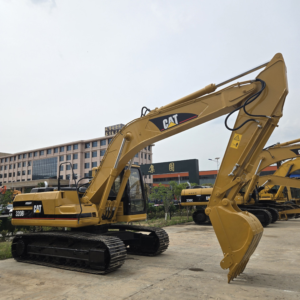 CATERPILLAR 320BL - Ερπυστριοφόρος εκσκαφέας: φωτογραφία 3 CATERPILLAR 320BL - Ερπυστριοφόρος εκσκαφέας: φωτογραφία 3
