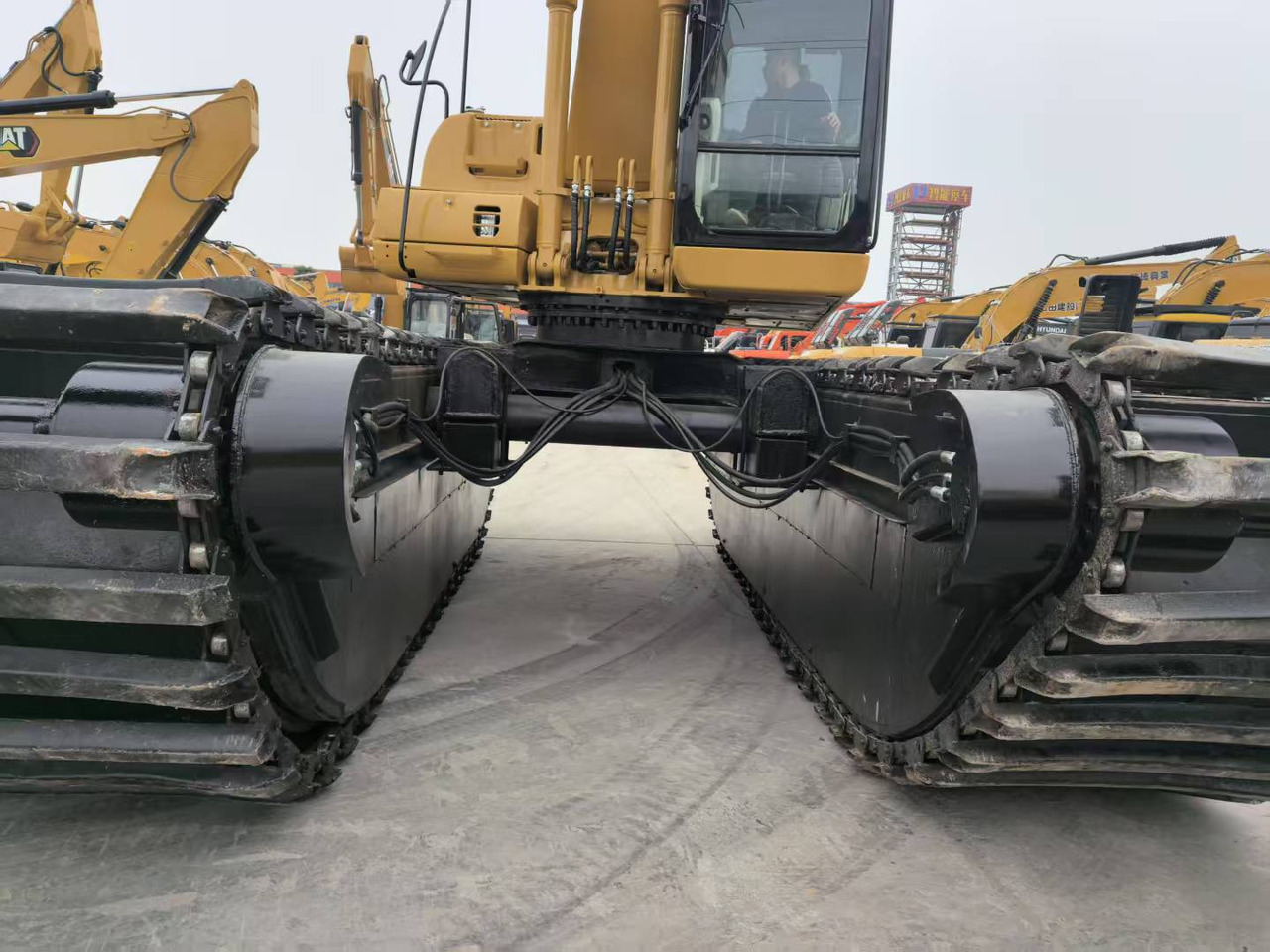 CATERPILLAR 320C boat excavator - Πλωτός εκσκαφέας: φωτογραφία 5 CATERPILLAR 320C boat excavator - Πλωτός εκσκαφέας: φωτογραφία 5
