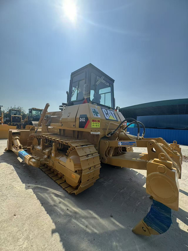 CATERPILLAR D6G - Μπουλντόζα: φωτογραφία 3 CATERPILLAR D6G - Μπουλντόζα: φωτογραφία 3