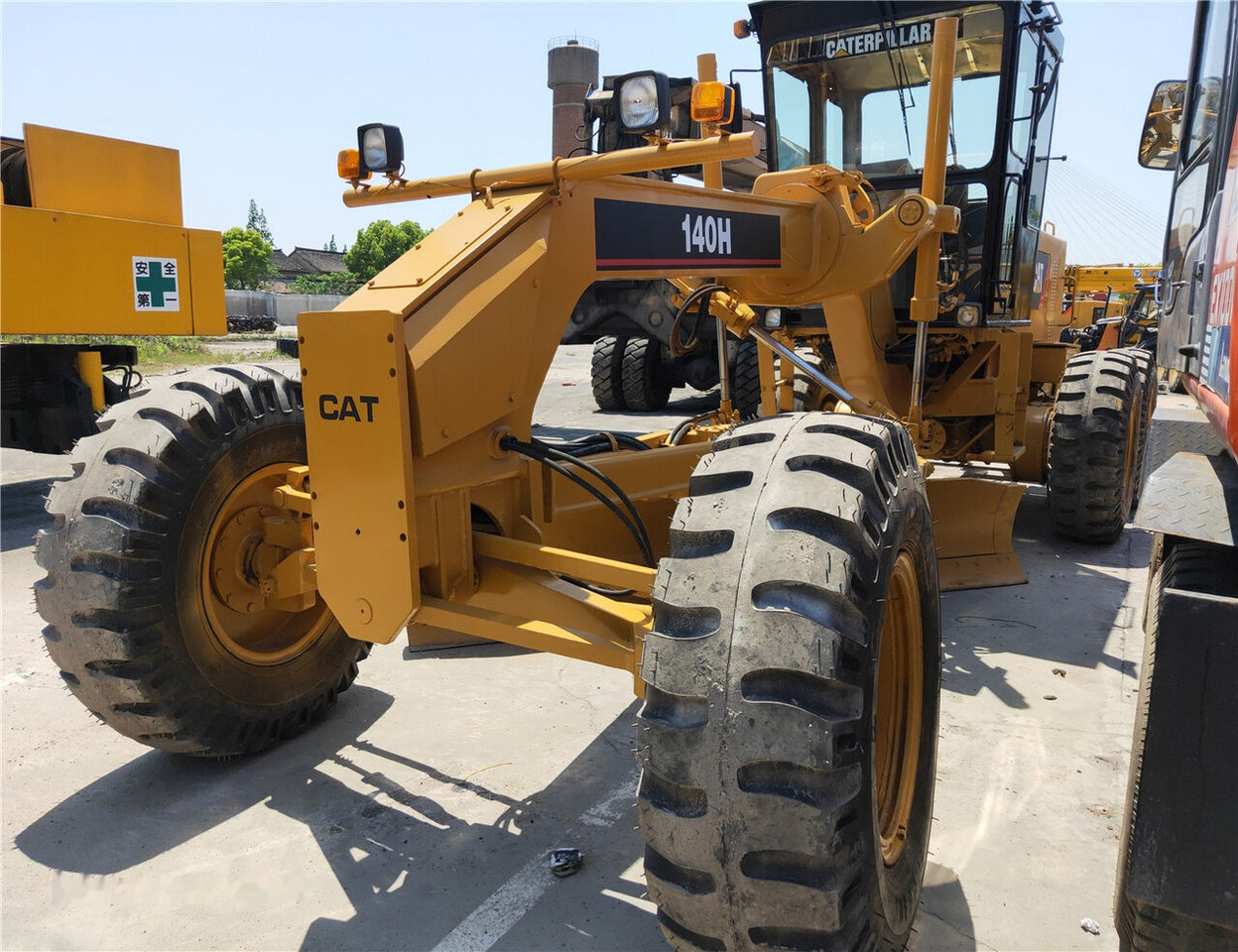 Caterpillar 140H - Γκρέιντερ: φωτογραφία 4 Caterpillar 140H - Γκρέιντερ: φωτογραφία 4
