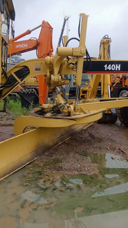 Caterpillar 140H - Γκρέιντερ: φωτογραφία 5 Caterpillar 140H - Γκρέιντερ: φωτογραφία 5
