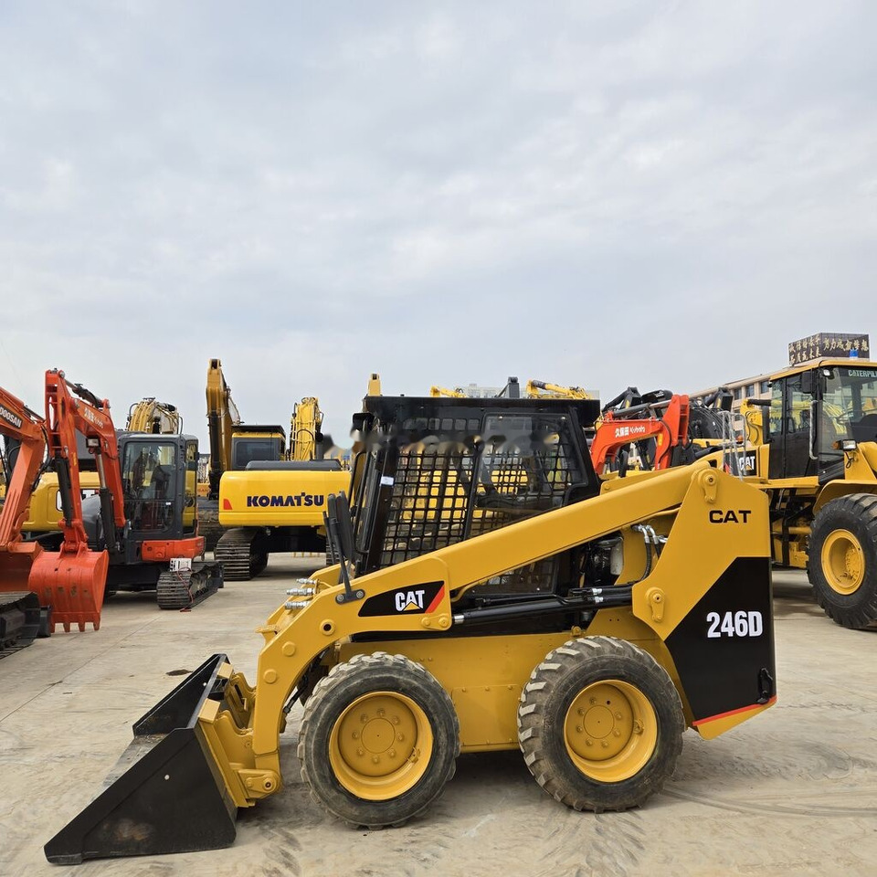 Caterpillar 246D - Φορτωτής πλάγιας ολίσθησης: φωτογραφία 4 Caterpillar 246D - Φορτωτής πλάγιας ολίσθησης: φωτογραφία 4