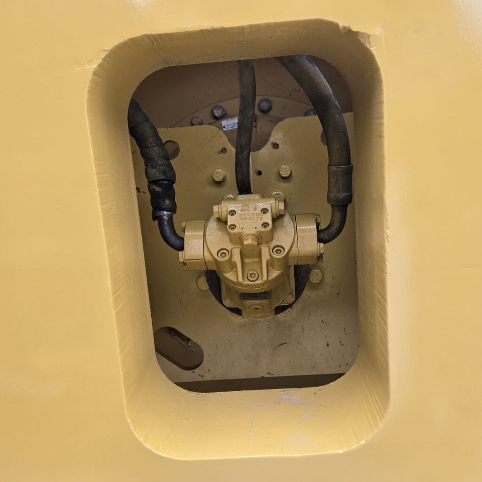 Caterpillar CS76 - Οδοστρωτήρες: φωτογραφία 2 Caterpillar CS76 - Οδοστρωτήρες: φωτογραφία 2
