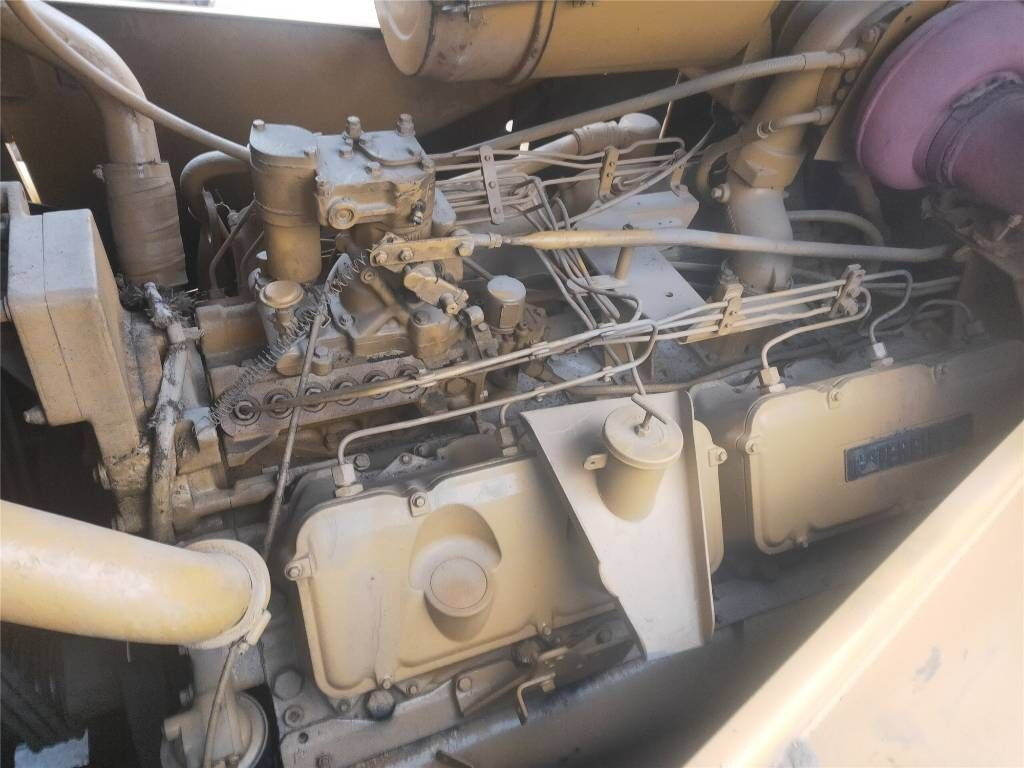 Caterpillar D 9 N - Μπουλντόζα: φωτογραφία 5 Caterpillar D 9 N - Μπουλντόζα: φωτογραφία 5