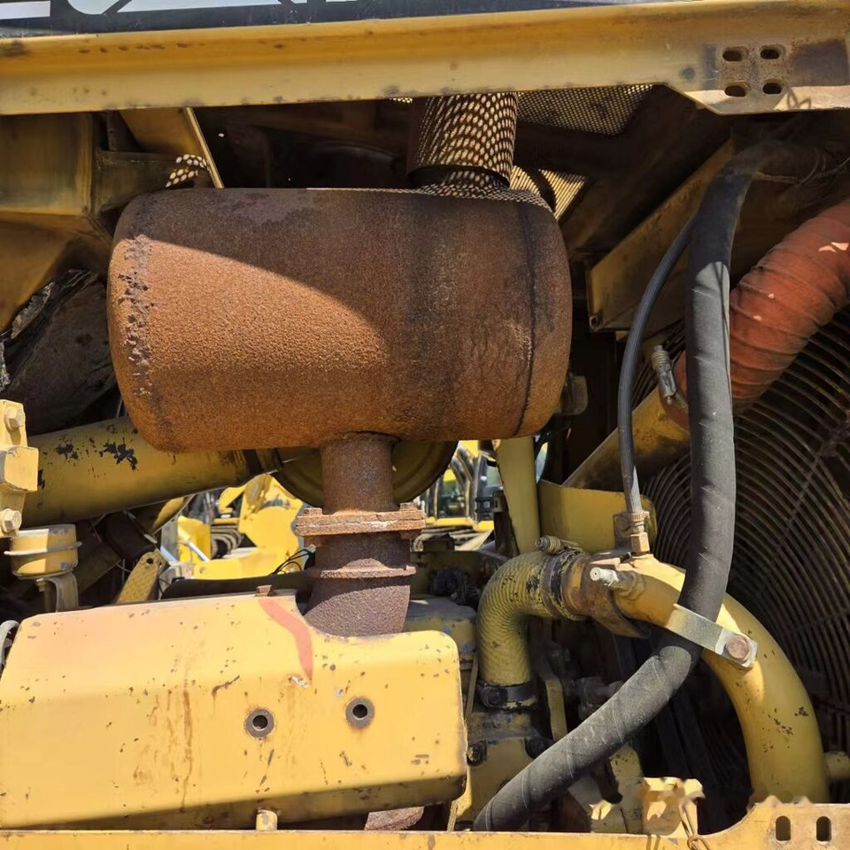 Caterpillar D6R - Μπουλντόζα: φωτογραφία 2 Caterpillar D6R - Μπουλντόζα: φωτογραφία 2