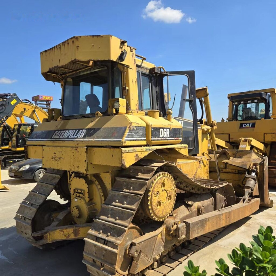 Caterpillar D6R - Μπουλντόζα: φωτογραφία 1 Caterpillar D6R - Μπουλντόζα: φωτογραφία 1