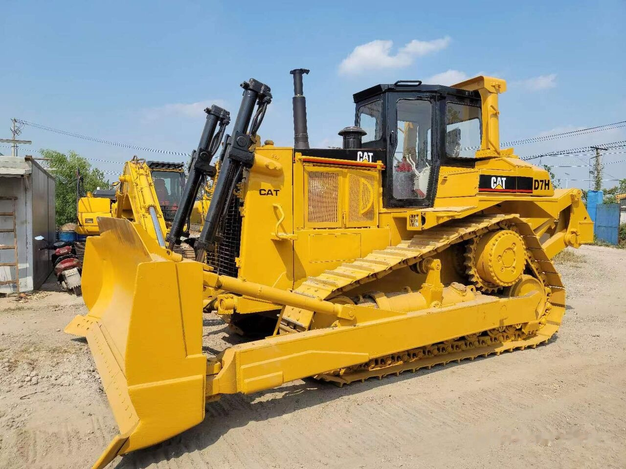 Caterpillar D7H - Μπουλντόζα: φωτογραφία 4 Caterpillar D7H - Μπουλντόζα: φωτογραφία 4