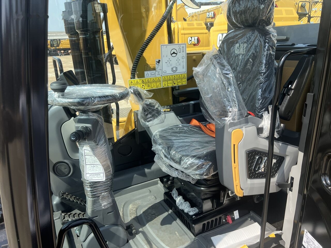 Καινούριο Τροχοφόρος εκσκαφέας Caterpillar M315GC NEW MACHINE: φωτογραφία 9