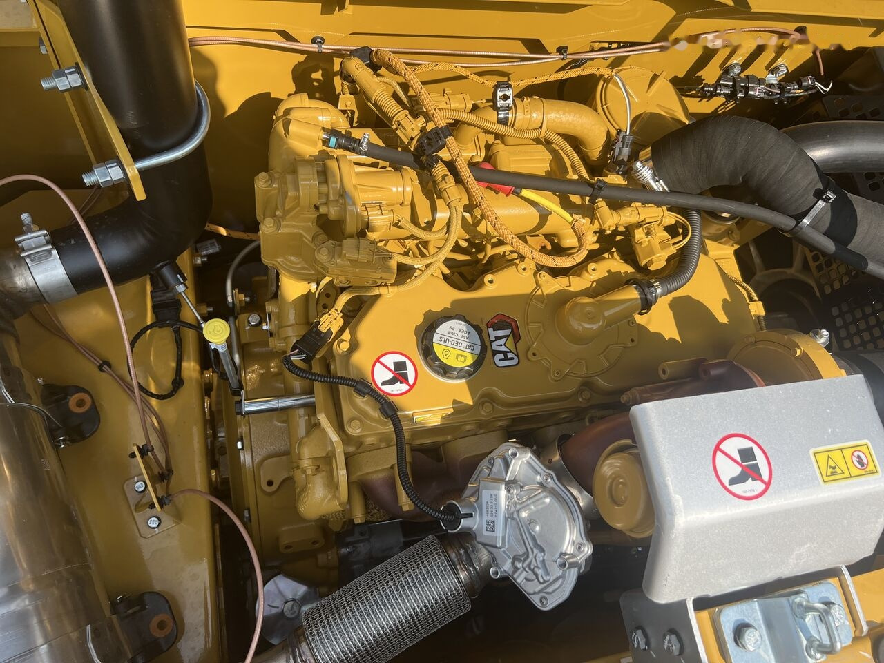 Καινούριο Τροχοφόρος εκσκαφέας Caterpillar M315GC NEW MACHINE: φωτογραφία 14