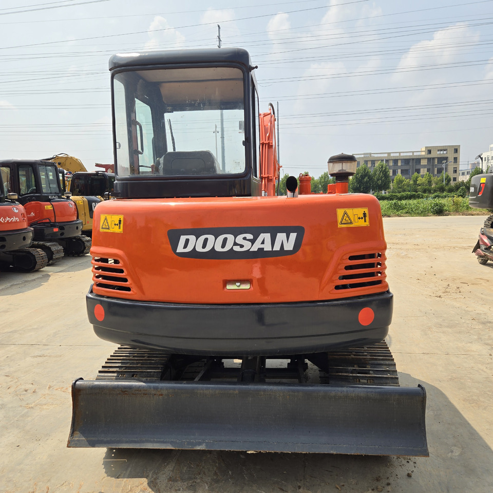 DOOSAN DH55 - Μίνι εκσκαφέας: φωτογραφία 5 DOOSAN DH55 - Μίνι εκσκαφέας: φωτογραφία 5