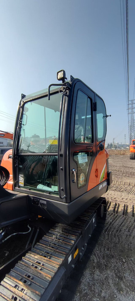 DOOSAN DX60E - Μίνι εκσκαφέας: φωτογραφία 3 DOOSAN DX60E - Μίνι εκσκαφέας: φωτογραφία 3