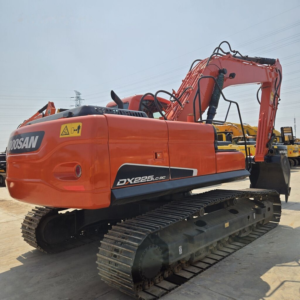 Doosan DX225 - Ερπυστριοφόρος εκσκαφέας: φωτογραφία 1 Doosan DX225 - Ερπυστριοφόρος εκσκαφέας: φωτογραφία 1