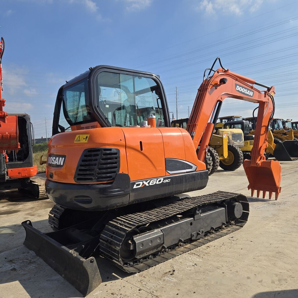 Doosan DX60 - Μίνι εκσκαφέας: φωτογραφία 2 Doosan DX60 - Μίνι εκσκαφέας: φωτογραφία 2