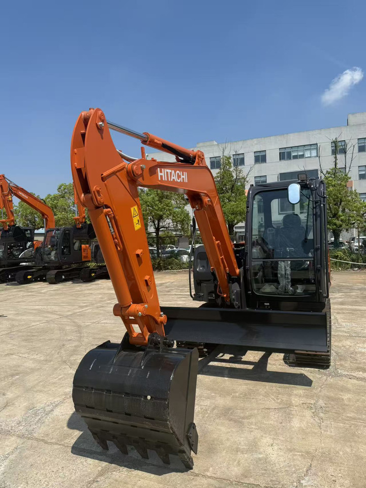 HITACHI ZX60 - Εκσκαφέας: φωτογραφία 4 HITACHI ZX60 - Εκσκαφέας: φωτογραφία 4