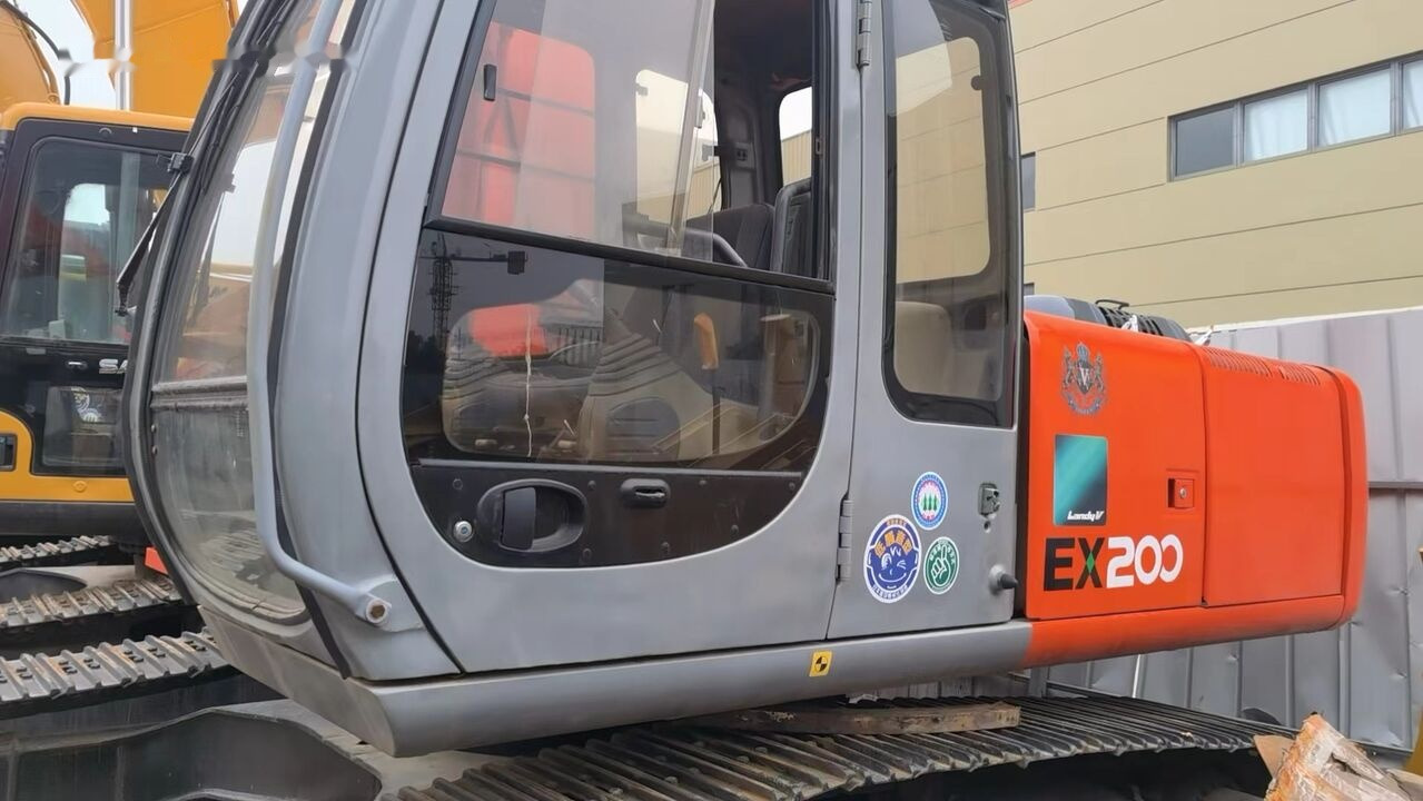 Hitachi EX200 - Ερπυστριοφόρος εκσκαφέας: φωτογραφία 3 Hitachi EX200 - Ερπυστριοφόρος εκσκαφέας: φωτογραφία 3