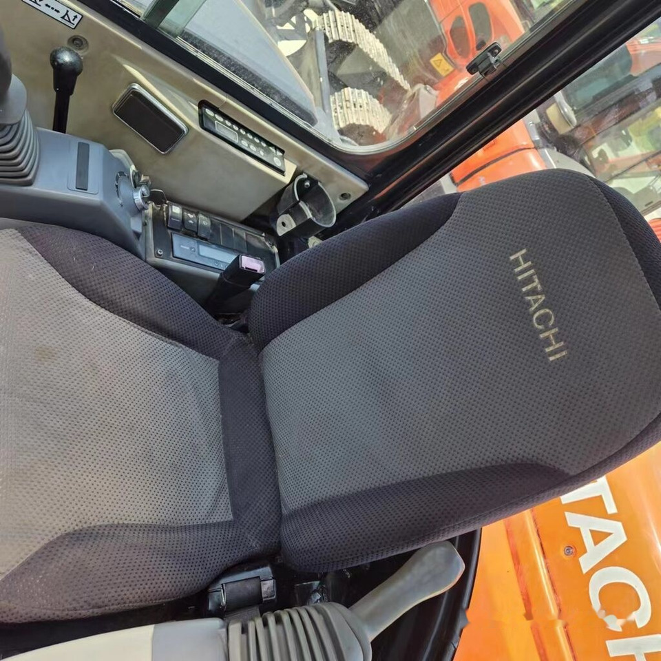 Hitachi ZX50U - Μίνι εκσκαφέας: φωτογραφία 2 Hitachi ZX50U - Μίνι εκσκαφέας: φωτογραφία 2