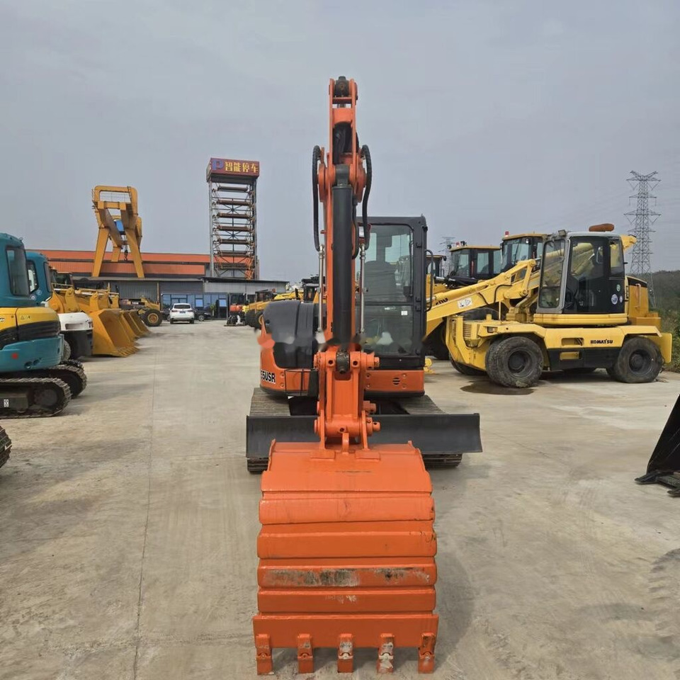 Hitachi ZX55USR - Μίνι εκσκαφέας: φωτογραφία 4 Hitachi ZX55USR - Μίνι εκσκαφέας: φωτογραφία 4