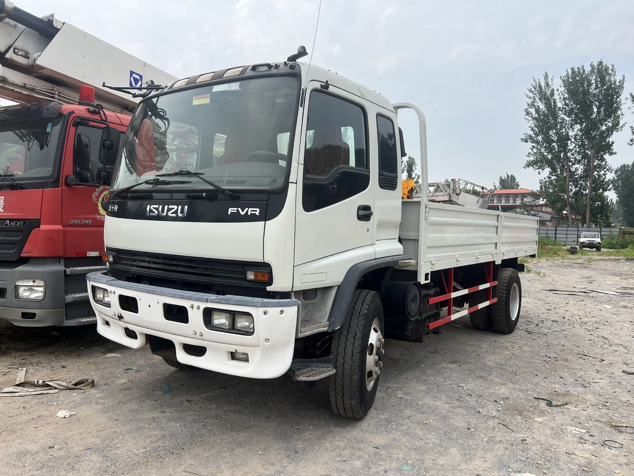 ISUZU Cargo truck - Φορτηγό ανατρεπόμενο: φωτογραφία 1 ISUZU Cargo truck - Φορτηγό ανατρεπόμενο: φωτογραφία 1