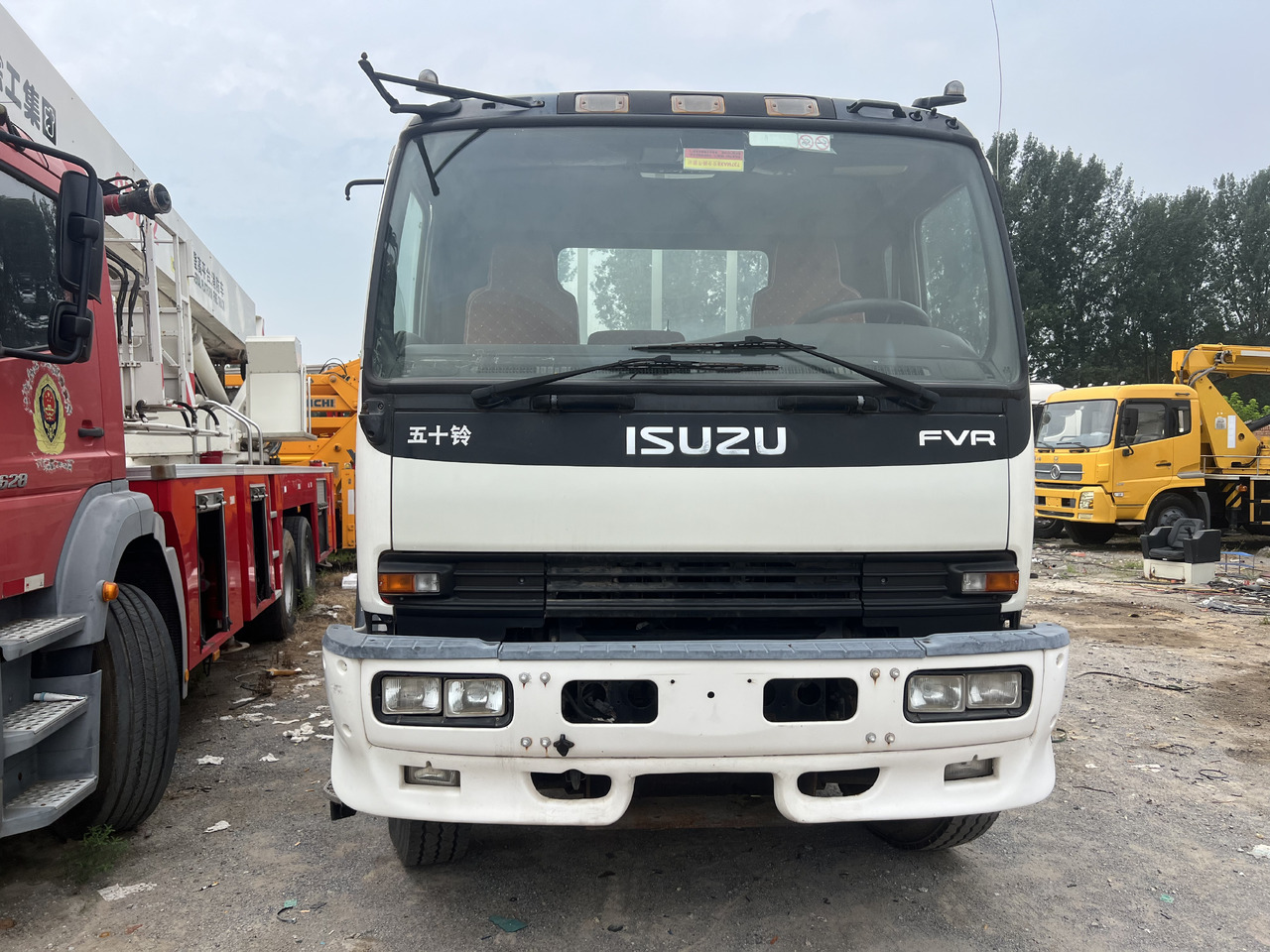 ISUZU Cargo truck - Φορτηγό ανατρεπόμενο: φωτογραφία 2 ISUZU Cargo truck - Φορτηγό ανατρεπόμενο: φωτογραφία 2