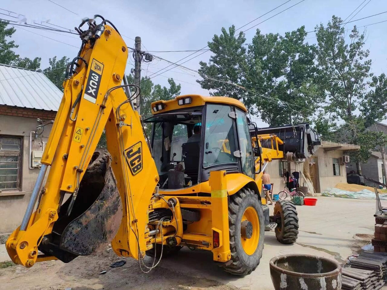 JCB 3CX - Φορτωτής εκσκαφέας: φωτογραφία 1 JCB 3CX - Φορτωτής εκσκαφέας: φωτογραφία 1