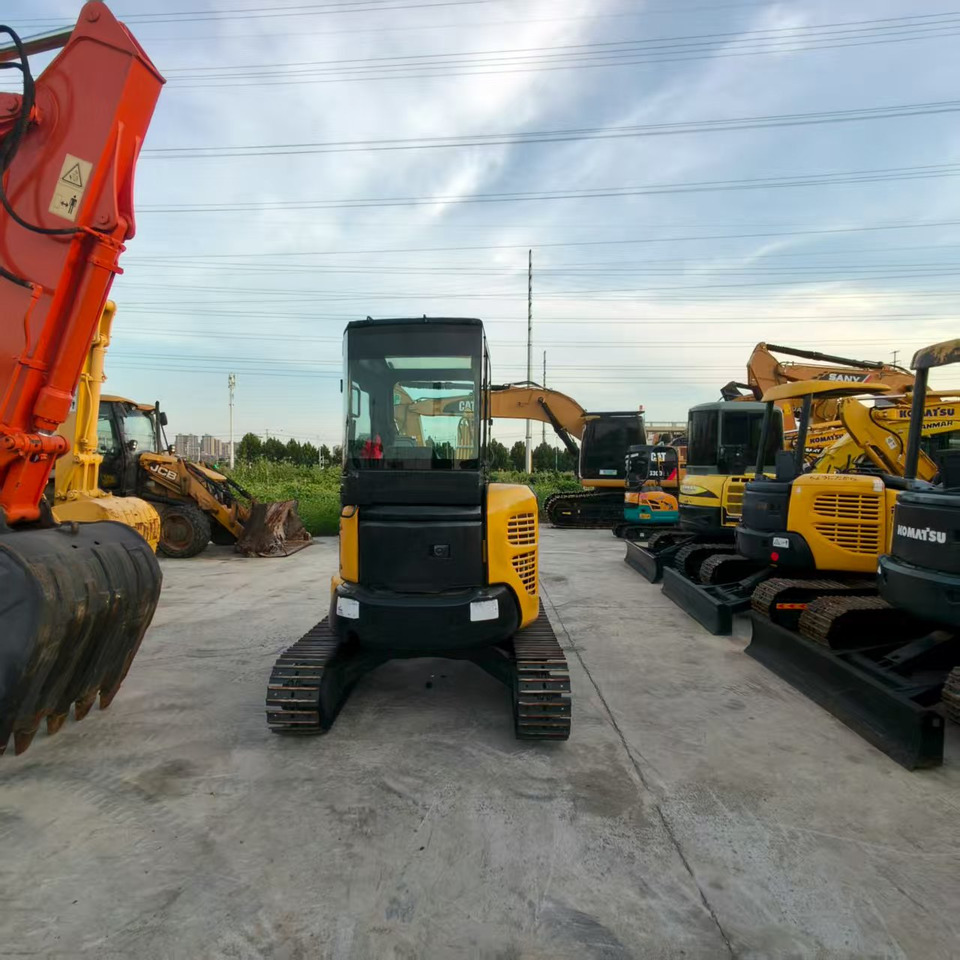 KOMATSU PC35 - Μίνι εκσκαφέας: φωτογραφία 5 KOMATSU PC35 - Μίνι εκσκαφέας: φωτογραφία 5