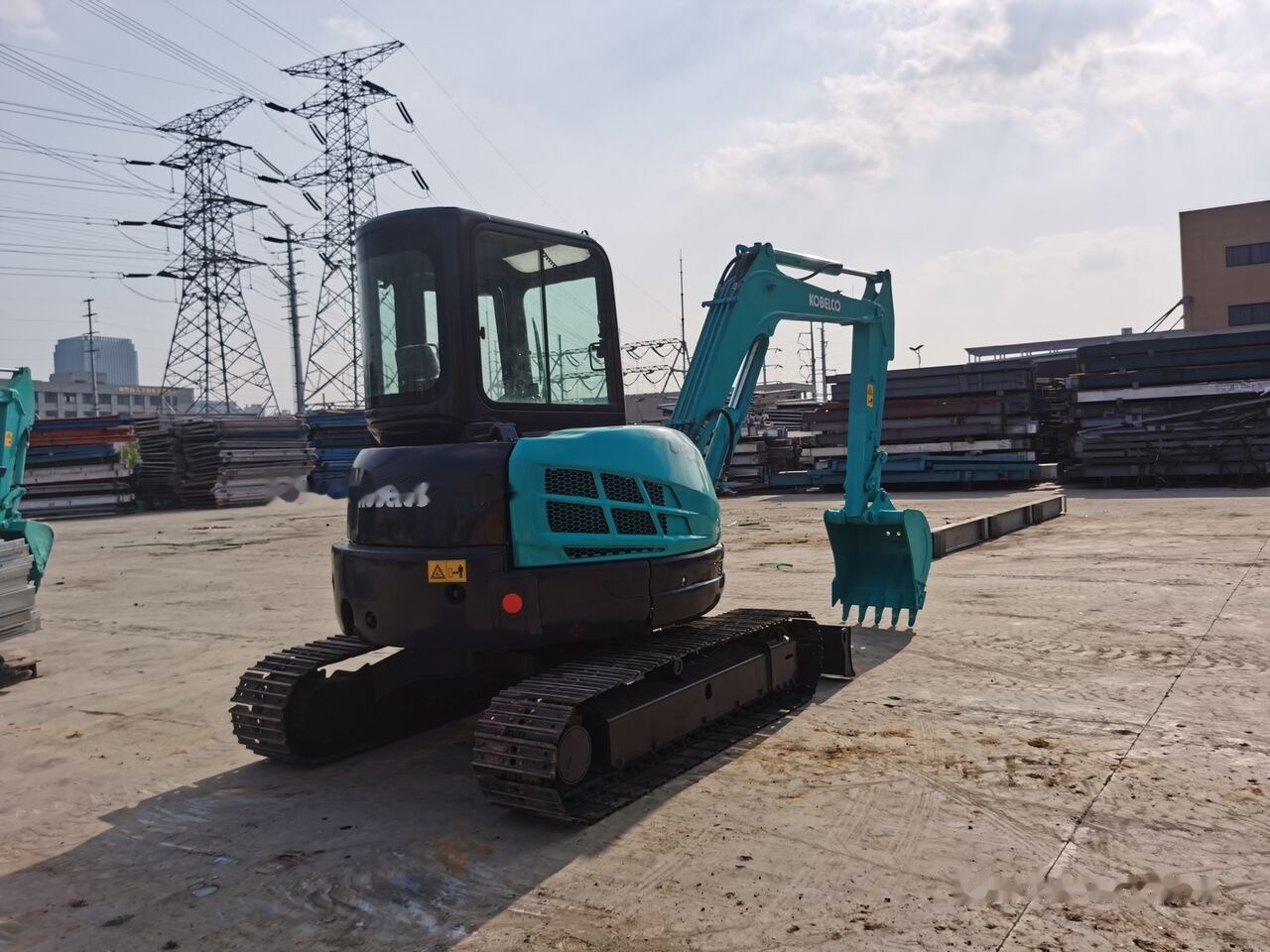 Kobelco SK55SR - Μίνι εκσκαφέας: φωτογραφία 4 Kobelco SK55SR - Μίνι εκσκαφέας: φωτογραφία 4