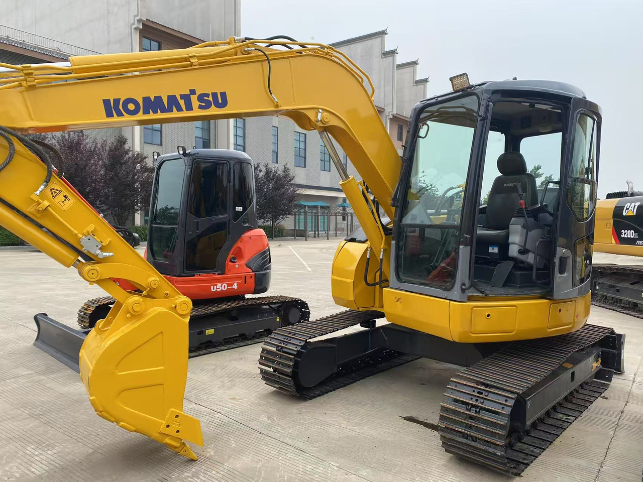 Komatsu PC78US - Μίνι εκσκαφέας: φωτογραφία 2 Komatsu PC78US - Μίνι εκσκαφέας: φωτογραφία 2