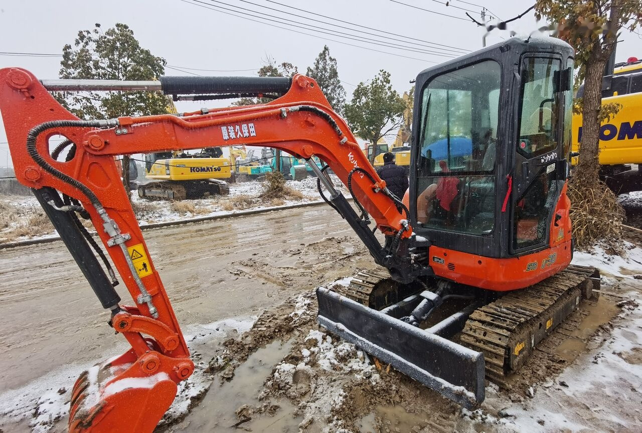 Kubota U30 - Μίνι εκσκαφέας: φωτογραφία 4 Kubota U30 - Μίνι εκσκαφέας: φωτογραφία 4