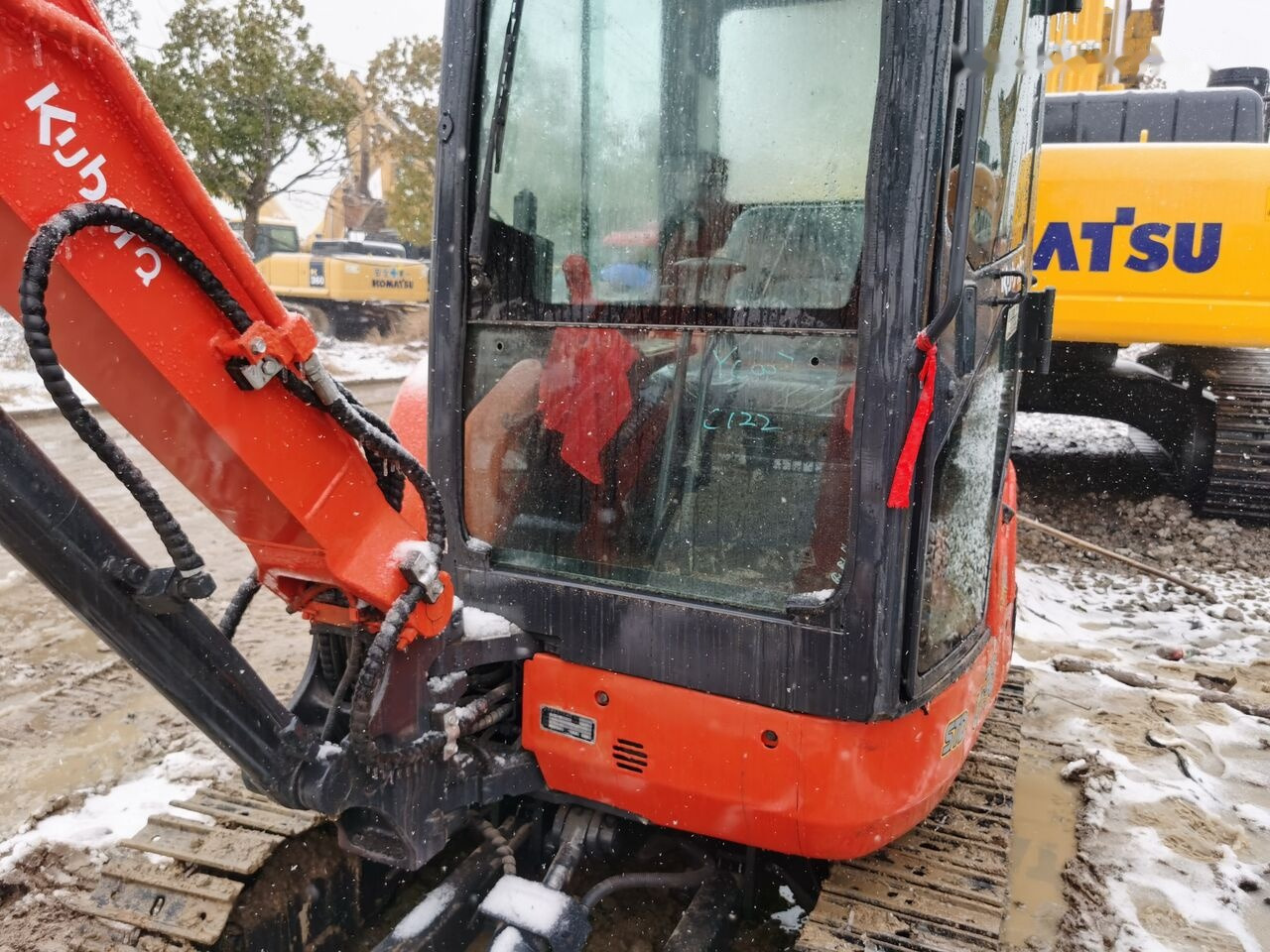 Kubota U30 - Μίνι εκσκαφέας: φωτογραφία 5 Kubota U30 - Μίνι εκσκαφέας: φωτογραφία 5