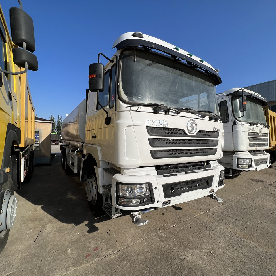 SHACMAN F3000 Water Truck - Φορτηγό: φωτογραφία 2 SHACMAN F3000 Water Truck - Φορτηγό: φωτογραφία 2