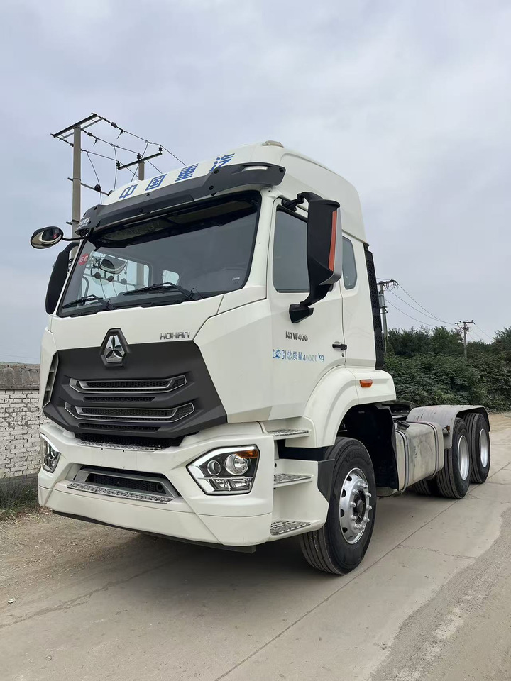 SINOTRUK HOHAN tractor - Τράκτορας: φωτογραφία 1 SINOTRUK HOHAN tractor - Τράκτορας: φωτογραφία 1