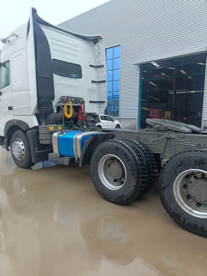 SINOTRUK HOWO A7 - Τράκτορας: φωτογραφία 5 SINOTRUK HOWO A7 - Τράκτορας: φωτογραφία 5