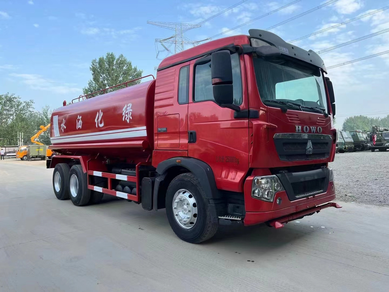 SINOTRUK HOWO sprinkler - Φορτηγό βυτιοφόρο: φωτογραφία 4 SINOTRUK HOWO sprinkler - Φορτηγό βυτιοφόρο: φωτογραφία 4