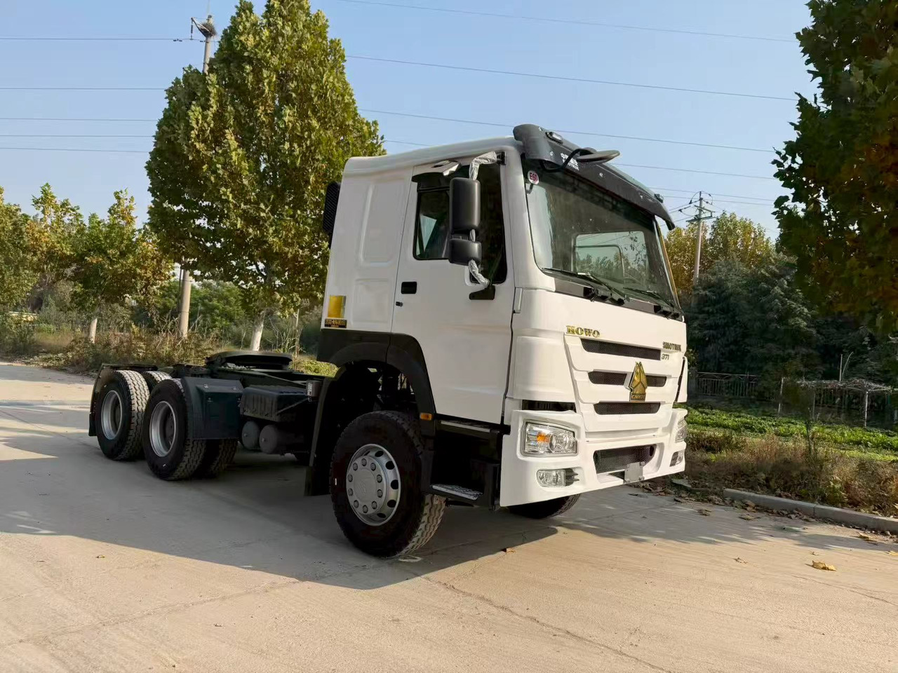 SINOTRUK HOWO tractor - Τράκτορας: φωτογραφία 4 SINOTRUK HOWO tractor - Τράκτορας: φωτογραφία 4