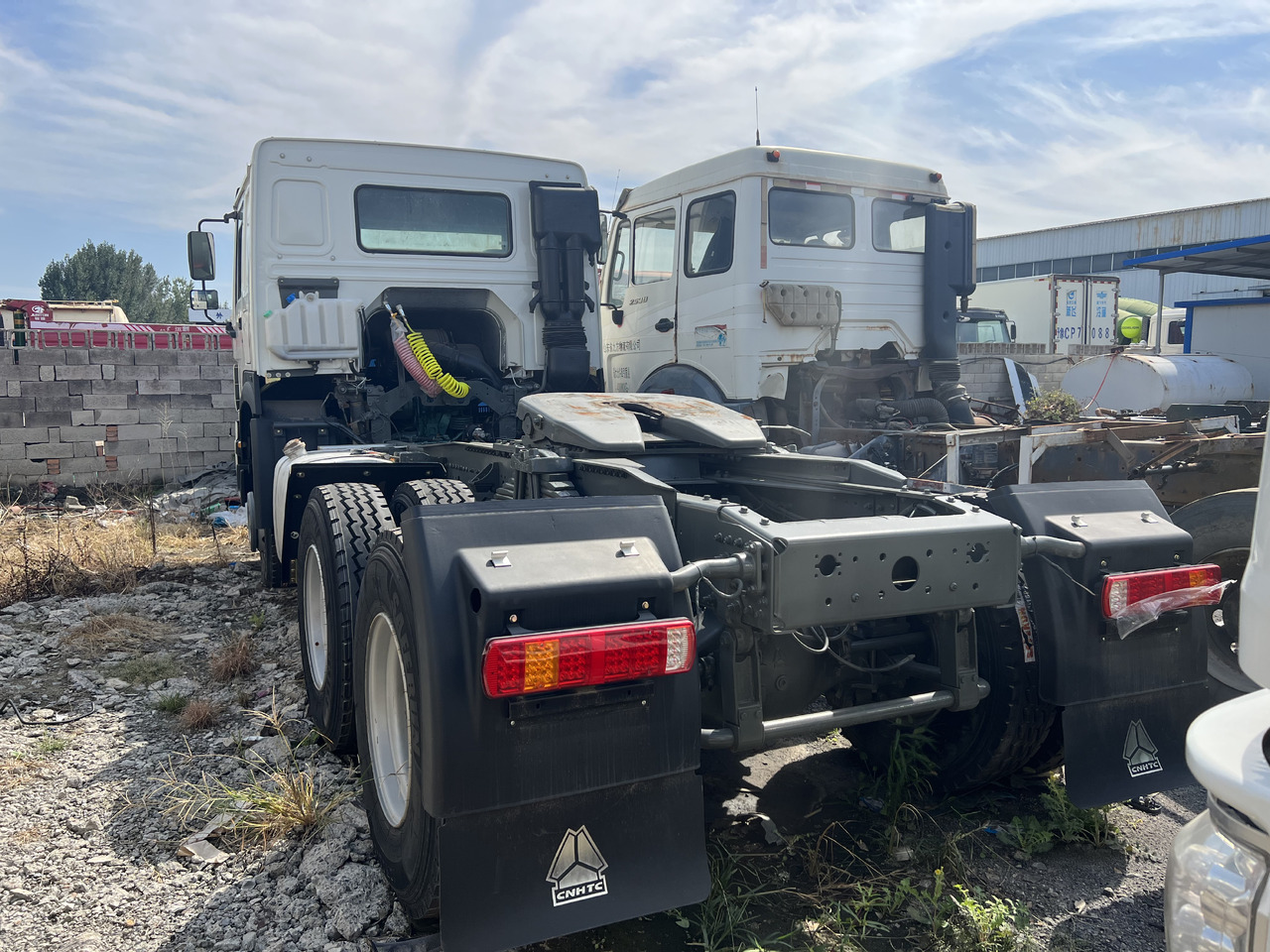 SINOTRUK HOWO trailer head - Τράκτορας: φωτογραφία 5 SINOTRUK HOWO trailer head - Τράκτορας: φωτογραφία 5