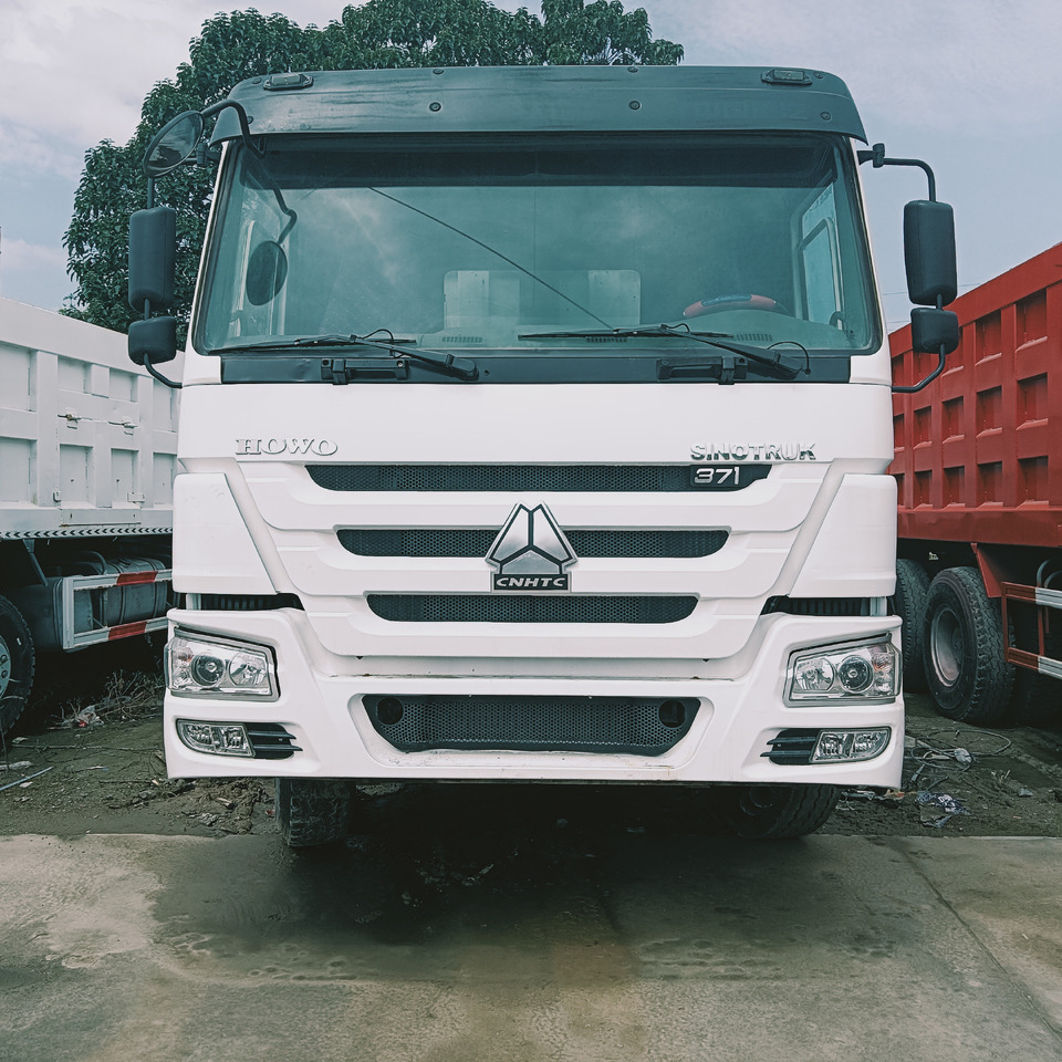 SINOTRUK HOWO - Φορτηγό ανατρεπόμενο: φωτογραφία 3 SINOTRUK HOWO - Φορτηγό ανατρεπόμενο: φωτογραφία 3
