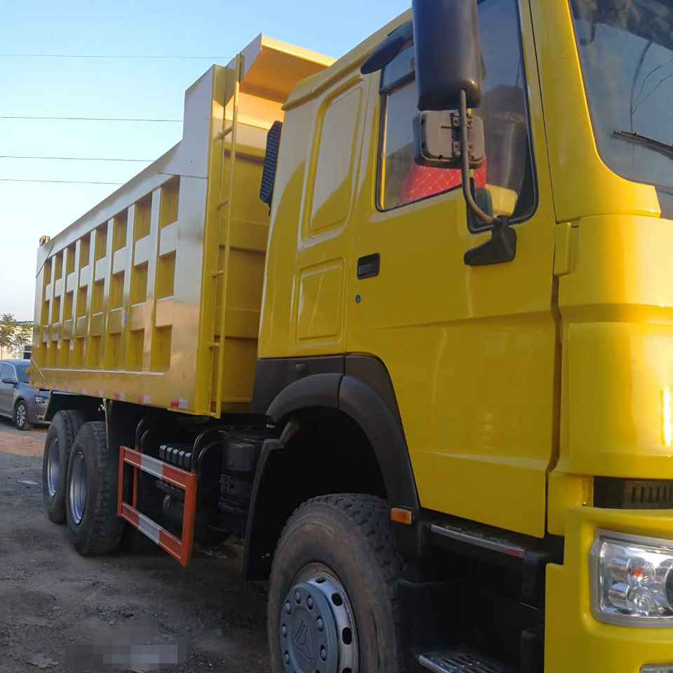 SINOTRUK HOWO - Φορτηγό ανατρεπόμενο: φωτογραφία 5 SINOTRUK HOWO - Φορτηγό ανατρεπόμενο: φωτογραφία 5