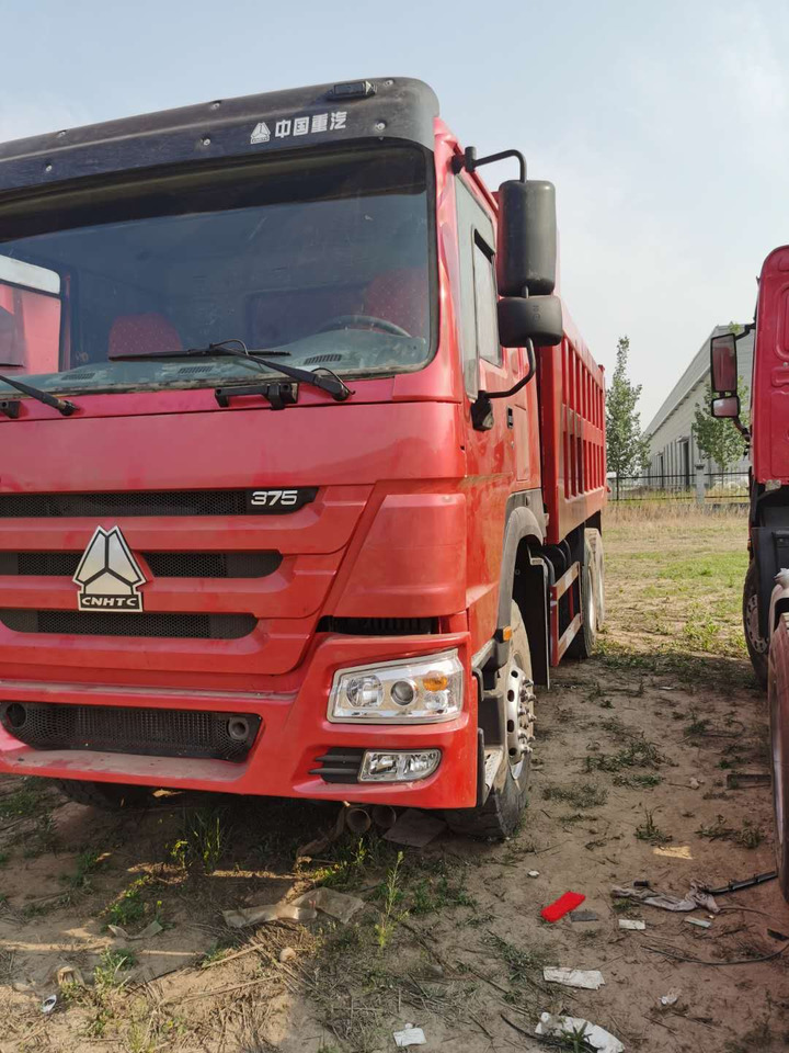 SINOTRUK HOWO - Φορτηγό ανατρεπόμενο: φωτογραφία 4 SINOTRUK HOWO - Φορτηγό ανατρεπόμενο: φωτογραφία 4
