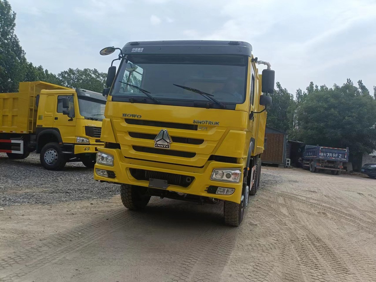 Φορτηγό ανατρεπόμενο SINOTRUK HOWO: φωτογραφία 9