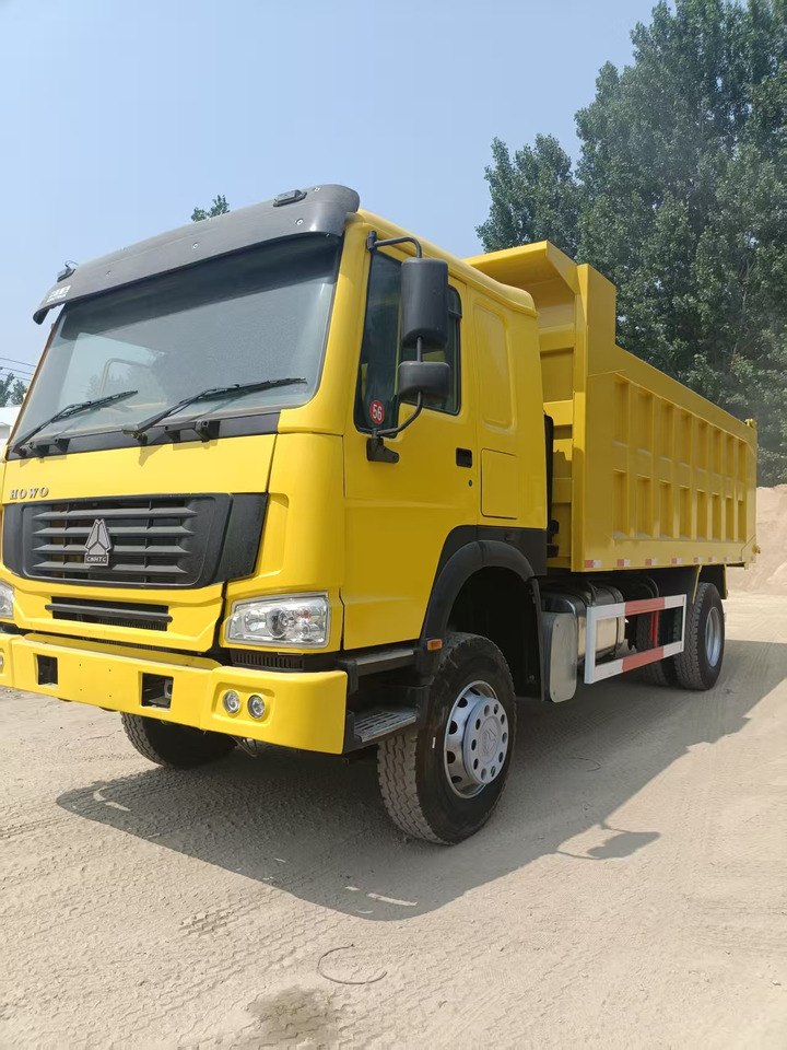 SINOTRUK Howo 4*2 - Φορτηγό ανατρεπόμενο: φωτογραφία 5 SINOTRUK Howo 4*2 - Φορτηγό ανατρεπόμενο: φωτογραφία 5