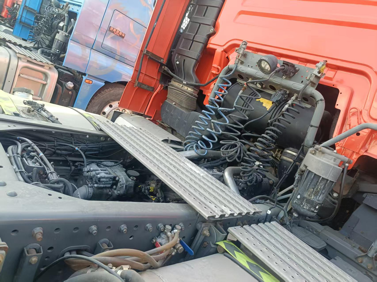 SITRAK Tractor unit - Τράκτορας: φωτογραφία 3 SITRAK Tractor unit - Τράκτορας: φωτογραφία 3