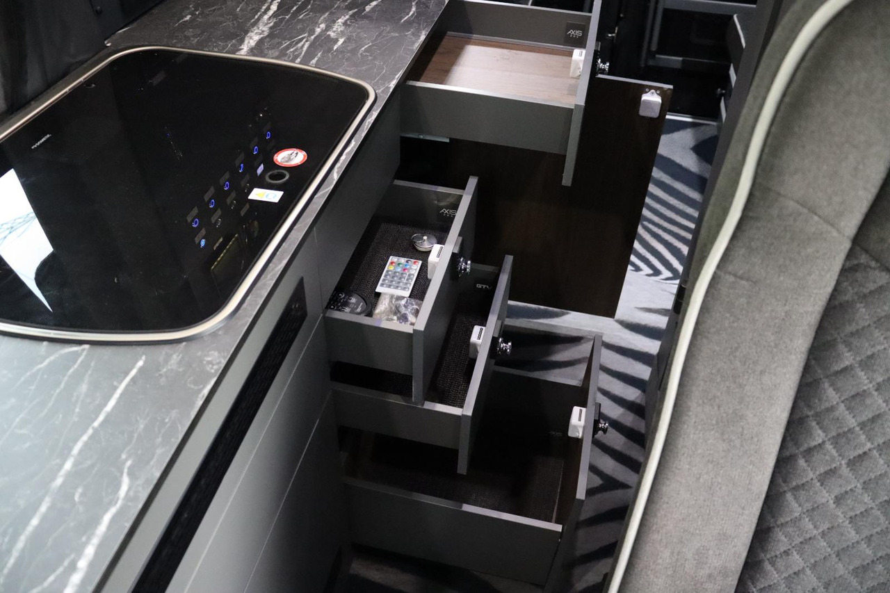 Mercedes-Benz Sprinter - Αυτοκινούμενο βαν: φωτογραφία 3 Mercedes-Benz Sprinter - Αυτοκινούμενο βαν: φωτογραφία 3