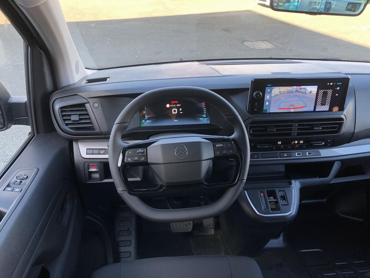 CITROEN Jumpy XL 2.0 BlueHDi - 180 S&S - BV EAT8 III CABINE APPROFONDIE Fixe PHASE 2 6 PLACES - Βαν: φωτογραφία 5 CITROEN Jumpy XL 2.0 BlueHDi - 180 S&S - BV EAT8 III CABINE APPROFONDIE Fixe PHASE 2 6 PLACES - Βαν: φωτογραφία 5