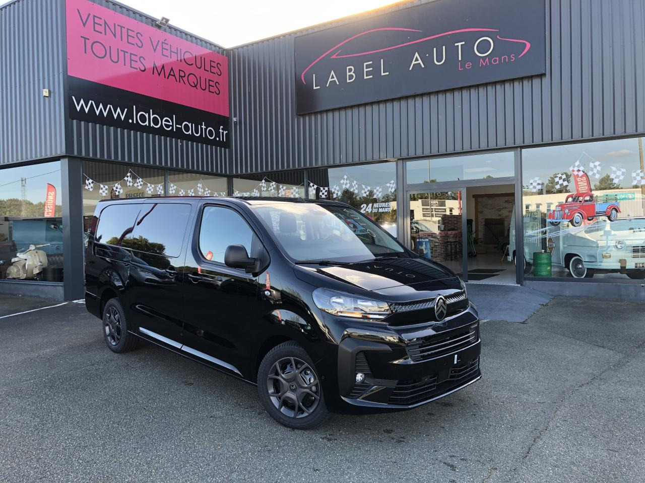 CITROEN Jumpy XL 2.0 BlueHDi - 180 S&S - BV EAT8 III CABINE APPROFONDIE Fixe PHASE 2 6 PLACES - Βαν: φωτογραφία 1 CITROEN Jumpy XL 2.0 BlueHDi - 180 S&S - BV EAT8 III CABINE APPROFONDIE Fixe PHASE 2 6 PLACES - Βαν: φωτογραφία 1