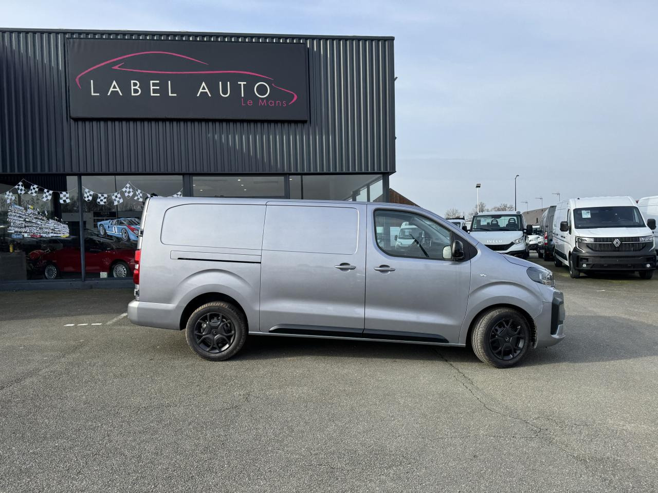 Καινούριο Βαν CITROEN jumpy 2 PLACES XL 2.0 BLUEHDI 180CH S&S PACK PREMIUM CONNECT EAT8: φωτογραφία 8 Καινούριο Βαν CITROEN jumpy 2 PLACES XL 2.0 BLUEHDI 180CH S&S PACK PREMIUM CONNECT EAT8: φωτογραφία 8