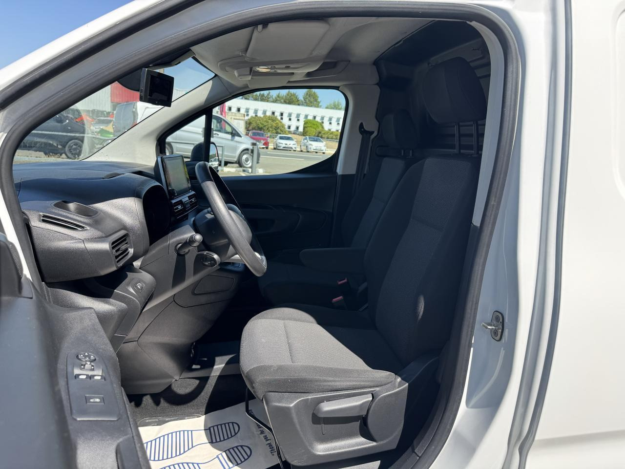 Citroen Berlingo M 650KG BLUEHDI 100 S&S DRIVER - Μικρό βαν: φωτογραφία 4 Citroen Berlingo M 650KG BLUEHDI 100 S&S DRIVER - Μικρό βαν: φωτογραφία 4