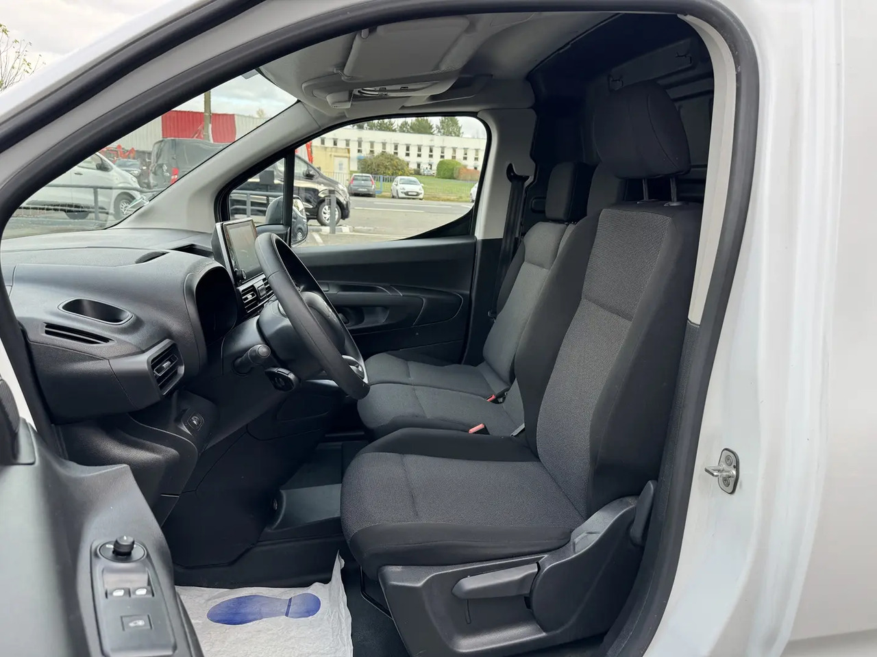 Citroen Berlingo M 650KG BLUEHDI 100 S&S DRIVER - Βαν: φωτογραφία 4 Citroen Berlingo M 650KG BLUEHDI 100 S&S DRIVER - Βαν: φωτογραφία 4