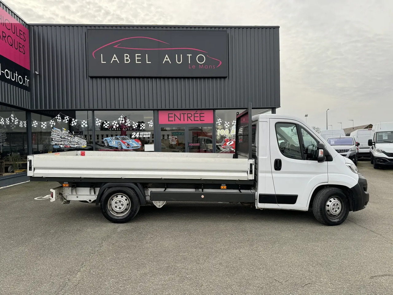 Citroen Jumper 4-35 L4 2.2 BLUEHDI 140 S&S CONTROL - Μικρό φορτηγό με καρότσα: φωτογραφία 1 Citroen Jumper 4-35 L4 2.2 BLUEHDI 140 S&S CONTROL - Μικρό φορτηγό με καρότσα: φωτογραφία 1